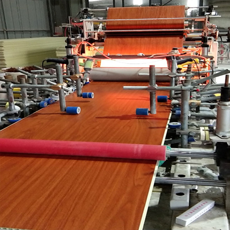 پانل دیواری PVC فیبر چوبی مدرن یکپارچه برای پس زمینه تلویزیون پانل دیواری بسته بندی سخت برای سقف داخلی برای استفاده در هتل